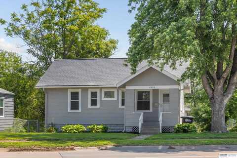 6314 Military Avenue, Omaha, NE 68104