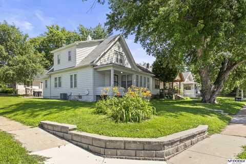 1005 S 48th Street, Omaha, NE 68106