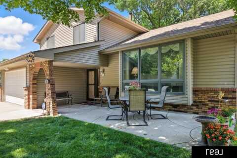 5016 Glasgow Avenue, Bellevue, NE 68157