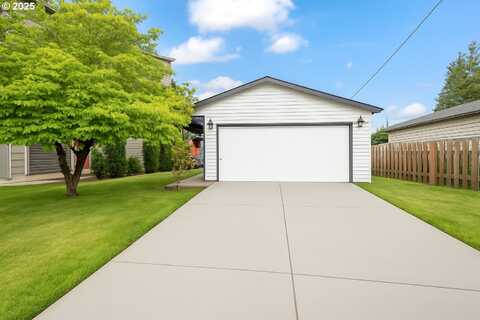 9259 SE CLAY ST, Portland, OR 97216