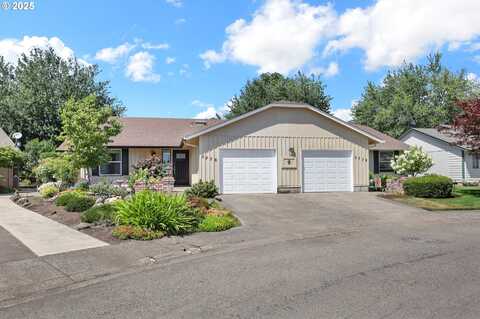 2776 DAYNA LN, Eugene, OR 97408