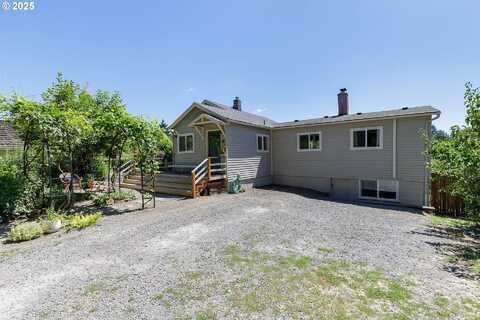 214 TERRACE AVE, Oregon City, OR 97045