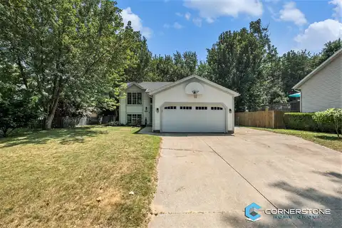 3218 Hazelnut Drive NW, Grand Rapids, MI 49504