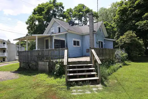 406 Spring Street, Three Rivers, MI 49093