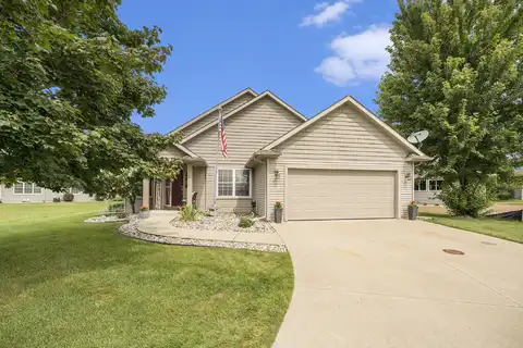 500 McKinley, Three Rivers, MI 49093