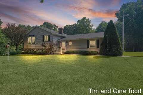 2465 Wiersma Street NE, Cedar Springs, MI 49319