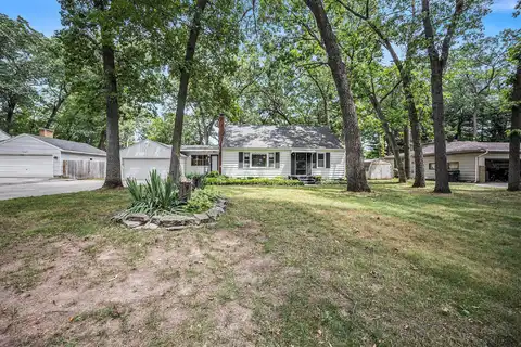 3654 Groveland Avenue SW, Wyoming, MI 49519