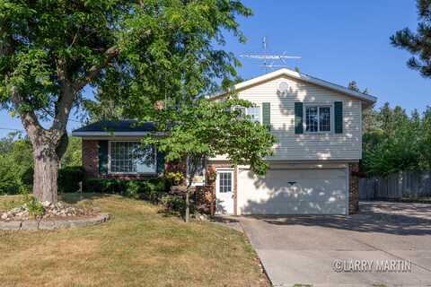 7107 Westwood Drive, Jenison, MI 49428