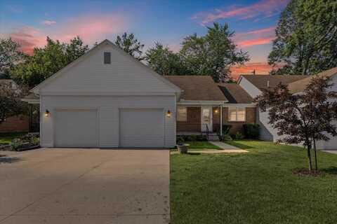 22830 Lincoln Court, Saint Clair Shores, MI 48082