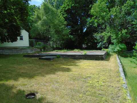 1447 W North Street, Kalamazoo, MI 49006