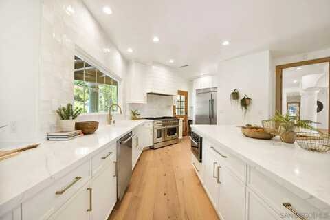 17601 Valle Verde, Poway, CA 92064