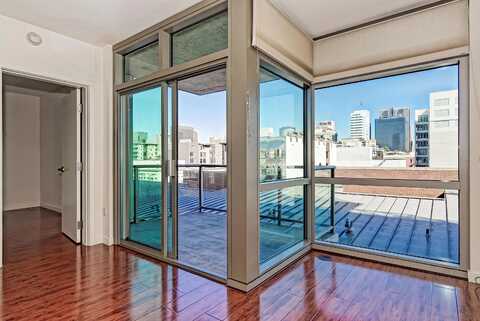 800 The Mark Ln, San Diego, CA 92101