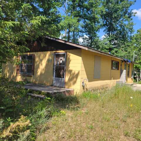 6704 S Sincerity, Idlewild, MI 49642