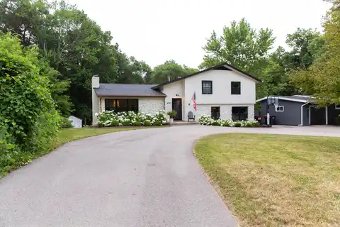 4747 Burton Street SE, Grand Rapids, MI 49546