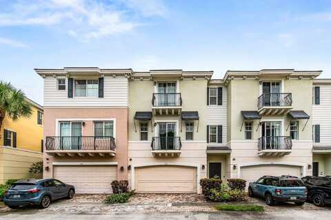 536 NW 39th Circle, Boca Raton, FL 33431