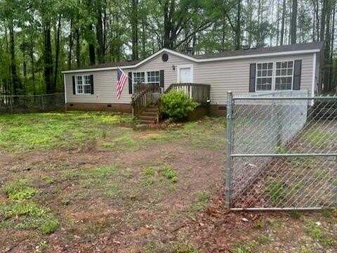 105 Maple Dr., Ninety Six, SC 29666