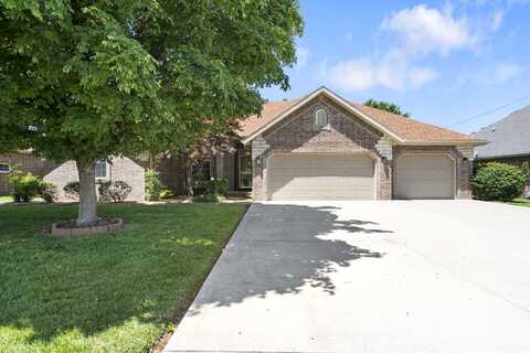 711 N Milton Drive, Nixa, MO 65714