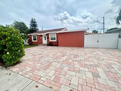 620 Monceaux Road, West Palm Beach, FL 33405