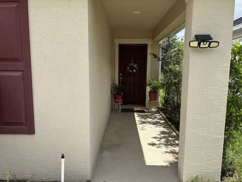 5850 NW Pine Trail Circle, Port Saint Lucie, FL 34983