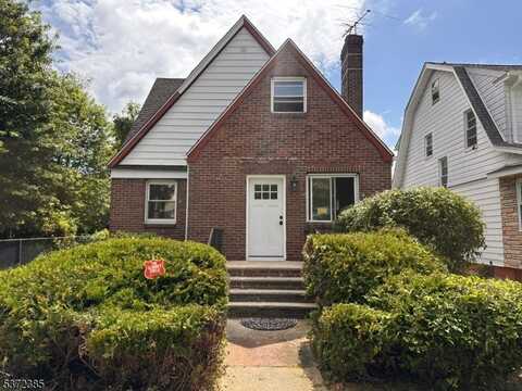 50 Fairmount Ter, East Orange, NJ 07018