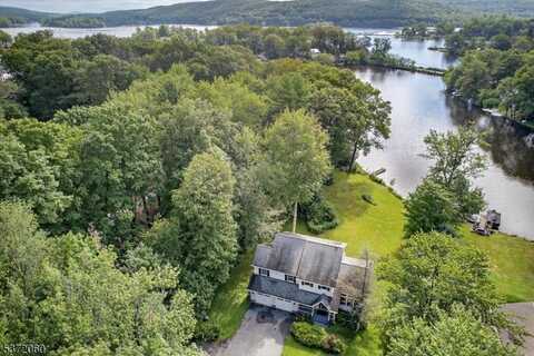 546 Warwick Tpke, West Milford, NJ 07421