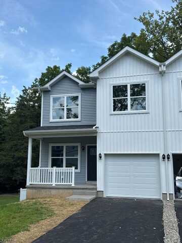 537 Liberty Blvd, Pohatcong Twp., NJ 08865