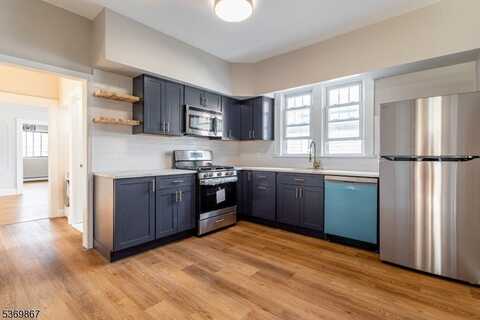 842 Pennington St, Elizabeth, NJ 07202