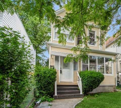33 Liberty St, West Orange, NJ 07052