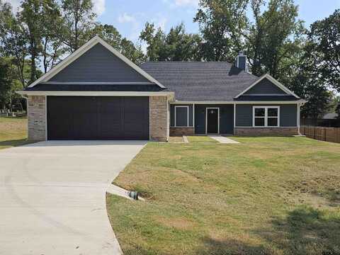 105 Johnston, Arp, TX 75750