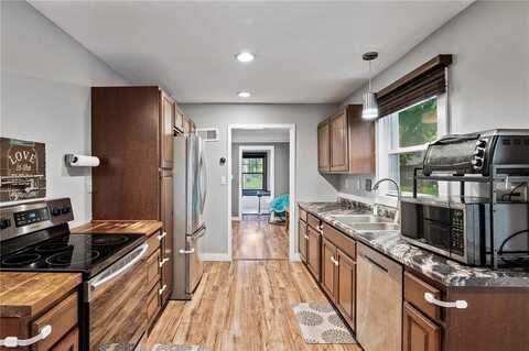 3256 Sheridan Avenue N, Minneapolis, MN 55412