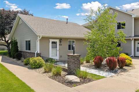 1513 Creek Meadows Drive NW, Coon Rapids, MN 55433