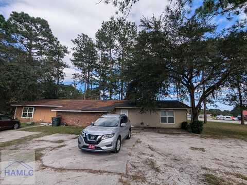 102 Cherokee Circle, Hinesville, GA 31313