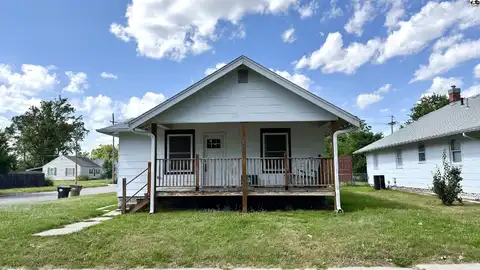 520 W 15th Ave, Hutchinson, KS 67501