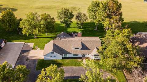 61 Willowbrook, Hutchinson, KS 67502
