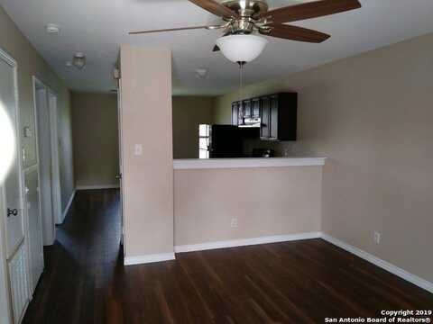 830 W HUTCHINS PL, San Antonio, TX 78221