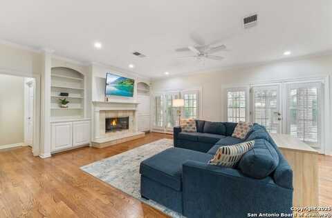 7 Inwood Knolls, San Antonio, TX 78248