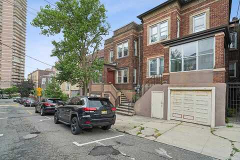 6101 HIGHLAND PL, West New York, NJ 07093
