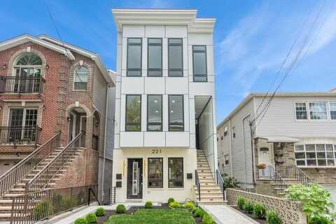 221 COLUMBIA AVE, JC, Heights, NJ 07037