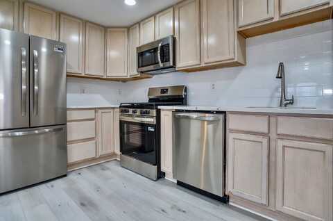 217-219 CLINTON ST, Hoboken, NJ 07030
