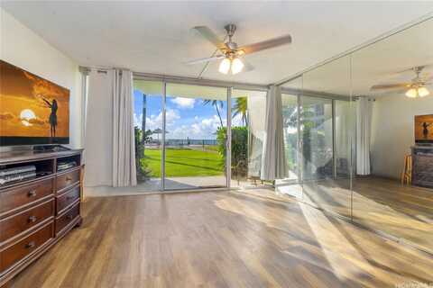 87-561 Farrington Highway, Waianae, HI 96792