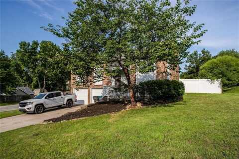 4800 NW Downing Street, Blue Springs, MO 64015
