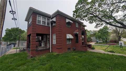 10118 E Lexington Avenue, Independence, MO 64053