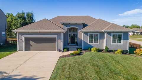 19392 W 210TH Street, Spring Hill, KS 66083