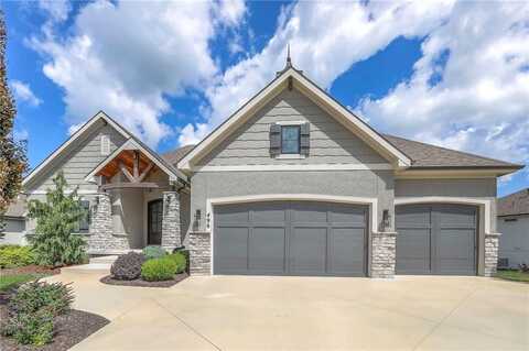 496 Wilds Parkway, Greenwood, MO 64034
