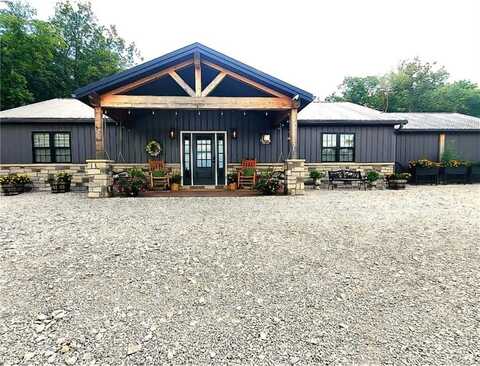 16 S Lakeview Road, Mapleton, KS 66754