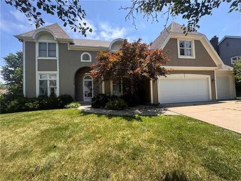 1317 E Sleepy Hollow Drive, Olathe, KS 66062