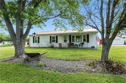 11123 C Highway, Richmond, MO 64085