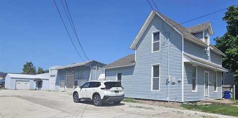 412 E 3rd Street, Washington, IA 52353