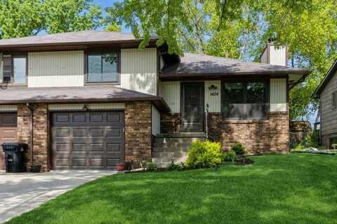 1424 Eastview Dr., Coralville, IA 52241