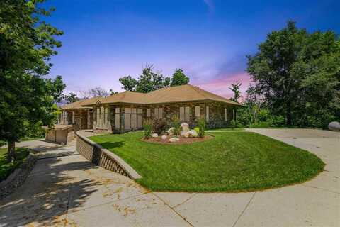 3140 Carroll Dr SE, CedarRapids, IA 52403